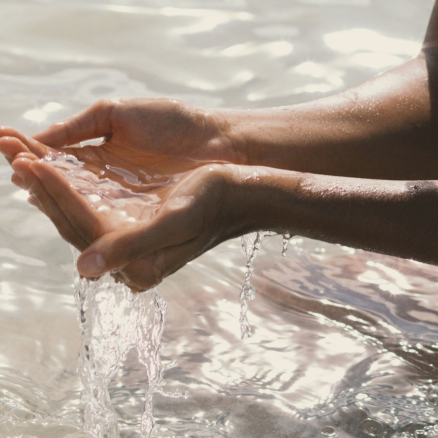 SUMMER FRIDAYS Super Amino Gel Cleanser купить в Beauty Storage. Быстрая доставка по России и СНГ.