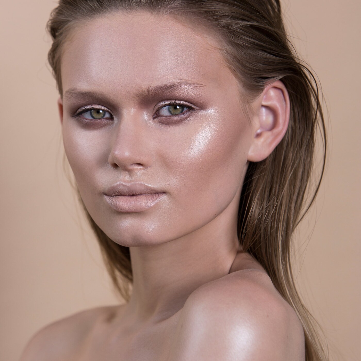 NATASHA DENONA Body Glow купить в Beauty Storage. Быстрая доставка по России и СНГ.
