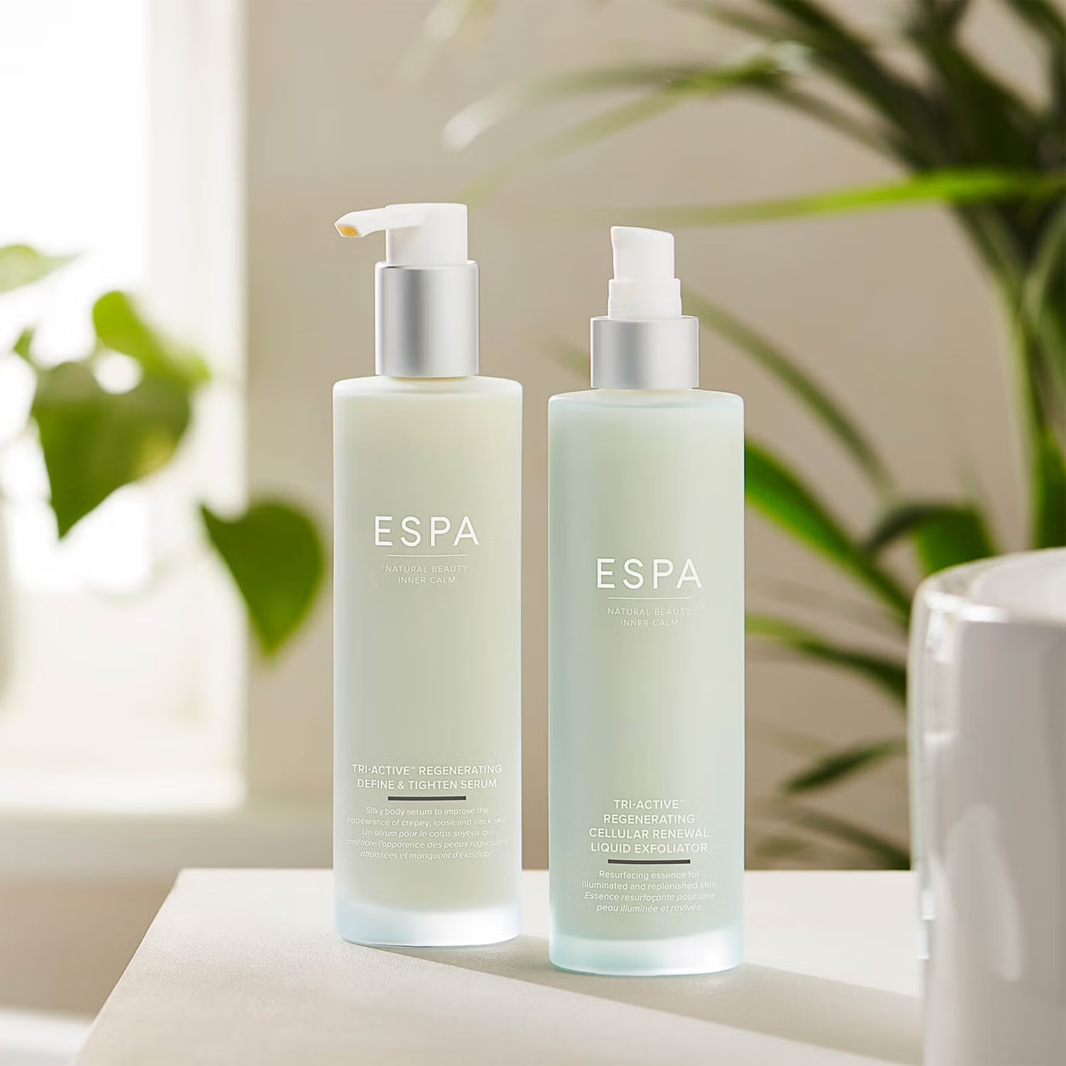 ESPA Tri-Active™ Regenerating Cellular Renewal Liquid Exfoliator купить в Beauty Storage. Быстрая доставка по России и СНГ.