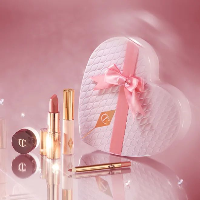 CHARLOTTE TILBURY Pillow Talk Icons On The Go купить в Beauty Storage. Быстрая доставка по России и СНГ.
