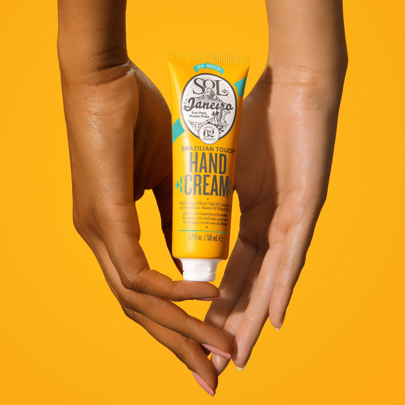 SOL DE JANEIRO Brazilian Touch Hand Cream купить в Beauty Storage. Быстрая доставка по России и СНГ.
