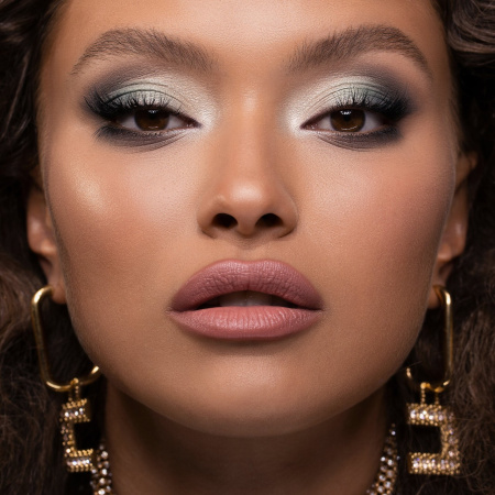 NATASHA DENONA Retro Glam Eyeshadow Palette купить в Beauty Storage. Быстрая доставка по России и СНГ.