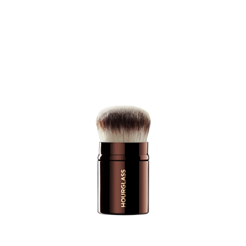 HOURGLASS Retractable Kabuki Brush купить в Beauty Storage. Быстрая доставка по России и СНГ.

