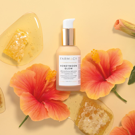 FARMACY HONEYMOON GLOW AHA Resurfacing Night Serum with Hydrating Honey + Gentle Flower Acids