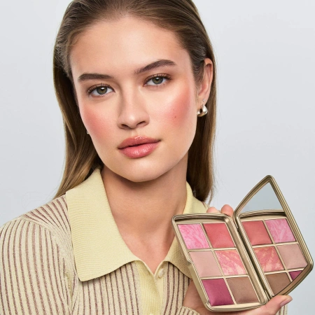 Купить HOURGLASS Ambient Lighting Edit Unlocked Palette на Beautystorage.ru. Быстрая доставка по России и СНГ.