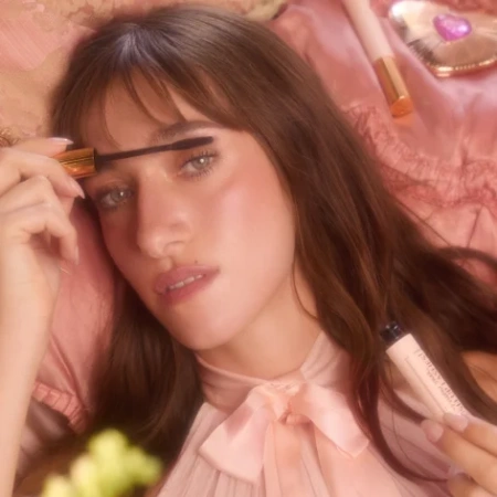 Купить CHARLOTTE TILBURY Pillow Talk Dreams Come True на Beautystorage.ru. Быстрая доставка по России и СНГ.