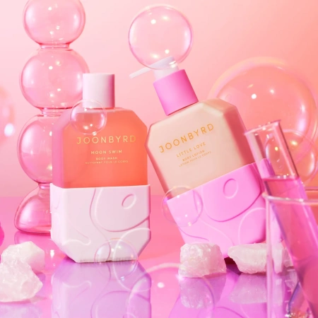 Купить JOONBYRD Moon Swim Body Wash на Beautystorage.ru. Быстрая доставка по России и СНГ.
