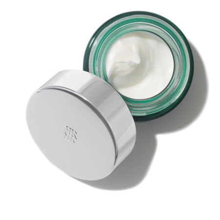 RÉVIVE Moisturising Renewal Eye Cream купить в Beauty Storage. Быстрая доставка по России и СНГ.