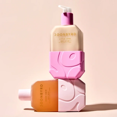 Купить JOONBYRD Moon Swim Body Wash на Beautystorage.ru. Быстрая доставка по России и СНГ.