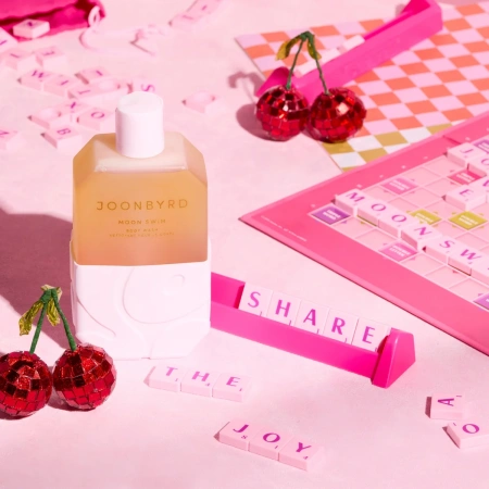 Купить JOONBYRD Moon Swim Body Wash на Beautystorage.ru. Быстрая доставка по России и СНГ.