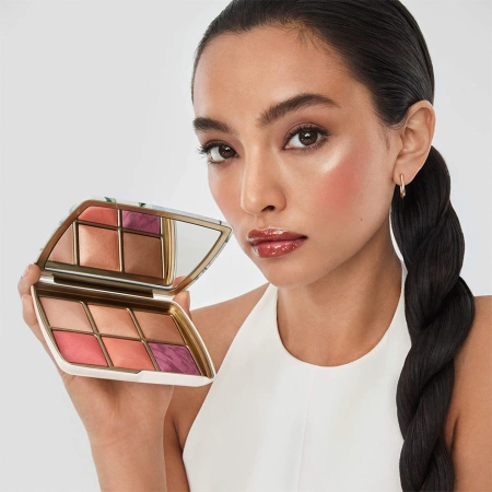 HOURGLASS Ambient Lighting Edit Unlocked Palette - Swan купить в Beauty Storage. Быстрая доставка по России и СНГ.