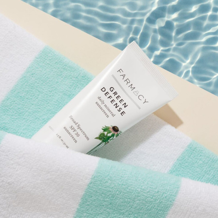 FARMACY Green Defense Daily Mineral Sunscreen