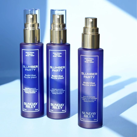 SUNDAY RILEY Slumber Party Restful Sleep Pillow Spray купить в Beauty Storage. Быстрая доставка по России и СНГ.

