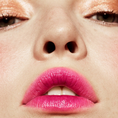FENTY BEAUTY Match Stix Color-Adaptive Cheek + Lip Stick - Strawberry Pop купить в Beauty Storage. Быстрая доставка по России и СНГ.