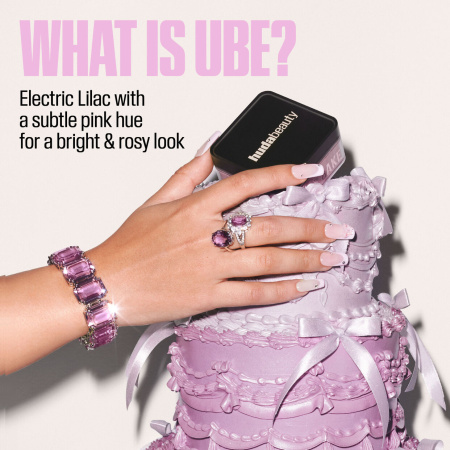 HUDA BEAUTY Easy Bake Loose Baking & Setting Powder Ube Birthday Cake купить в Beauty Storage. Быстрая доставка по России и СНГ.
