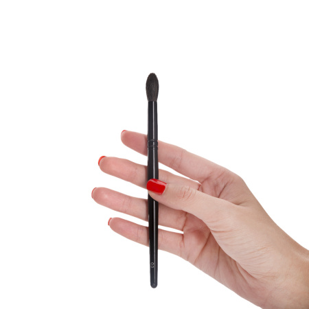 WAYNE GOSS Brush 03 Large Eye Shadow Crease Brush купить в Beauty Storage. Быстрая доставка по России и СНГ.