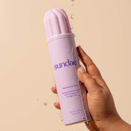 SUNDAE Passionfruit Pop Foaming Body Wash купить в Beauty Storage. Быстрая доставка по России и СНГ.
