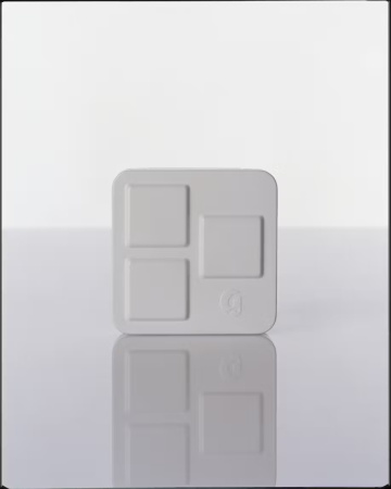 GLOSSIER Monochromes