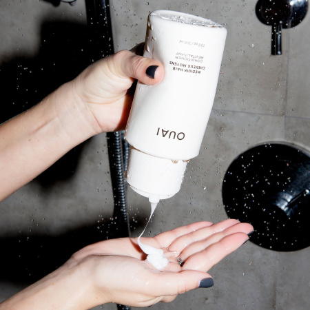 OUAI Medium Hair Conditioner купить в Beauty Storage. Быстрая доставка по России и СНГ.
