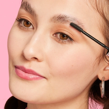 BENEFIT COSMETICS 24-HR Brow Setter Clear Brow Gel with Lamination Effect купить в Beauty Storage. Быстрая доставка по России и СНГ.