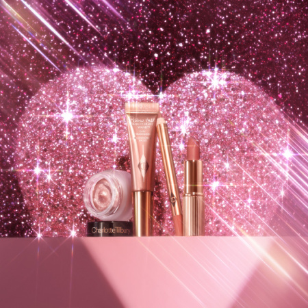 CHARLOTTE TILBURY Pillow Talk Icons On The Go Kit купить в Beauty Storage. Быстрая доставка по России и СНГ.