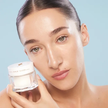 CHARLOTTE TILBURY Charlotte’s Hydration Revival Skincare Discovery Set. Быстрая доставка по России и СНГ.