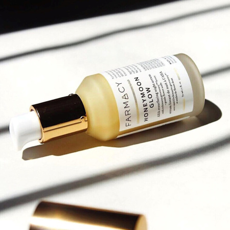 FARMACY HONEYMOON GLOW AHA Resurfacing Night Serum with Hydrating Honey + Gentle Flower Acids