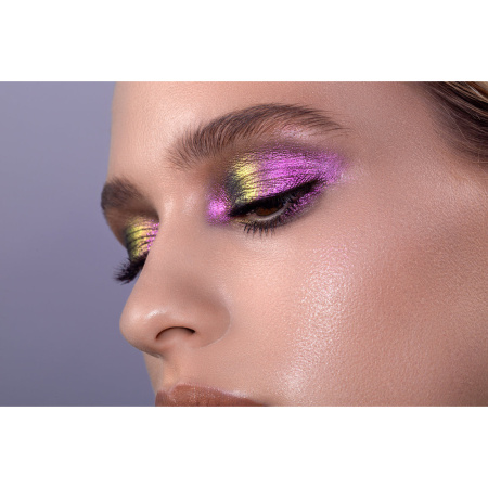 NATASHA DENONA Chromium Multichrome Liquid Eyeshadow - Ultraviolet купить в Beauty Storage. Быстрая доставка по России и СНГ.