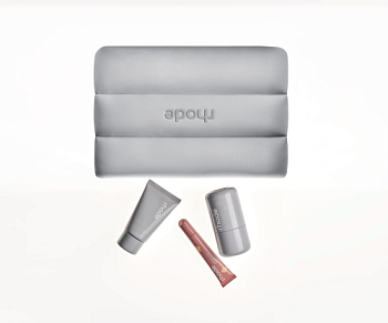 RHODE The Winter Kit купить в Beauty Storage. Быстрая доставка по России и СНГ.