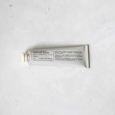 Купить LE LABO Mandarin Hand Pomade на Beautystorage.ru. Быстрая доставка по России и СНГ.