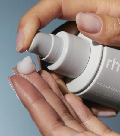 RHODE Peptide Glazing Fluid купить в Beauty Storage. Быстрая доставка по России и СНГ.
