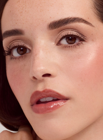 Купить RARE BEAUTY Essential Neutrals Eyeshadow Palette на Beautystorage.ru. Быстрая доставка по России и СНГ.