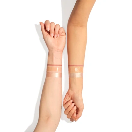 CHARLOTTE TILBURY Super Nudes Spotlight Lip And Cheek Kit купить в Beauty Storage. Быстрая доставка по России и СНГ.
