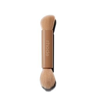 Купить RHODE Pocket Brush на Beautystorage.ru. Быстрая доставка по России и СНГ.
