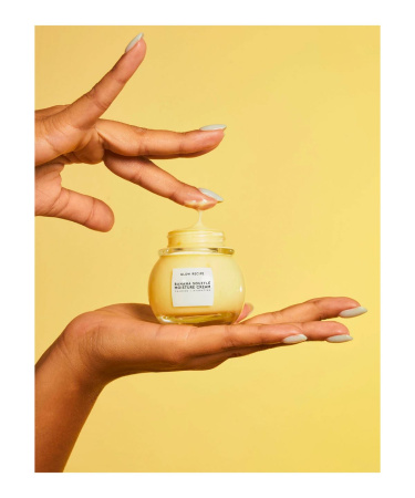 GLOW RECIPE Banana Soufflé Moisture Cream (миниатюра) купить в Beauty Storage. Быстрая доставка по России и СНГ.