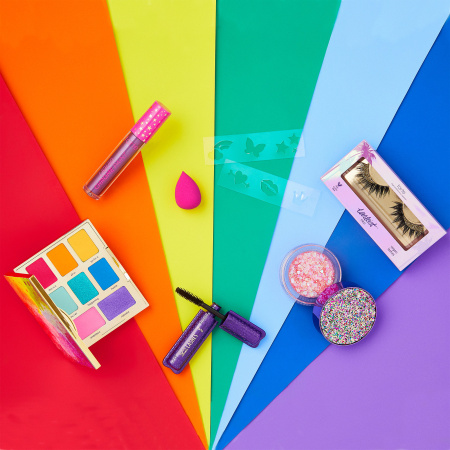 TARTE Treasure Pot Glitter Gel in Pride