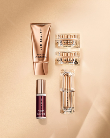JLO BEAUTY Fresh And Flawless Skincare Kit купить в Beauty Storage. Быстрая доставка по России и СНГ.