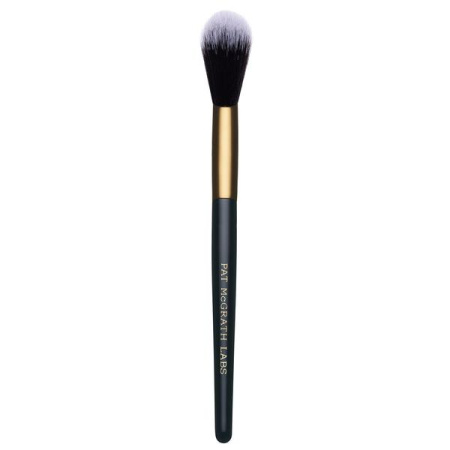PAT MCGRATH LABS Skin Fetish: Sublime Perfection Blurring Brush купить в Beauty Storage. Быстрая доставка по России и СНГ.
