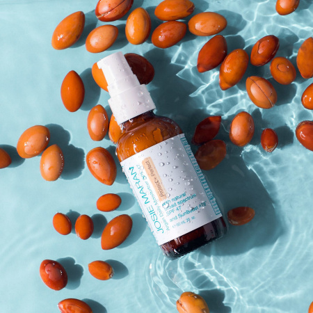 JOSIE MARAN Argan Daily Moisturizer Tinted SPF 47 Protect + Perfect