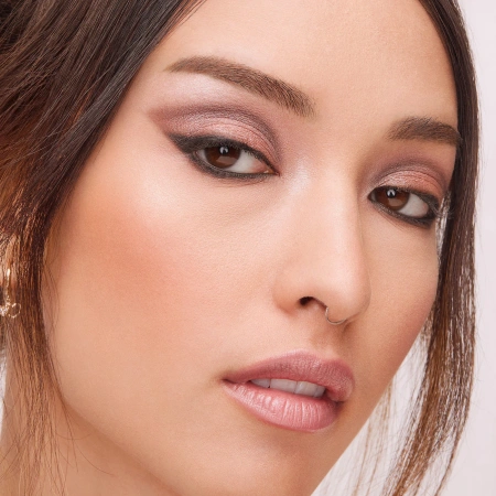 URBAN DECAY Mini Naked3 Eyeshadow Palette купить в Beauty Storage. Быстрая доставка по России и СНГ.